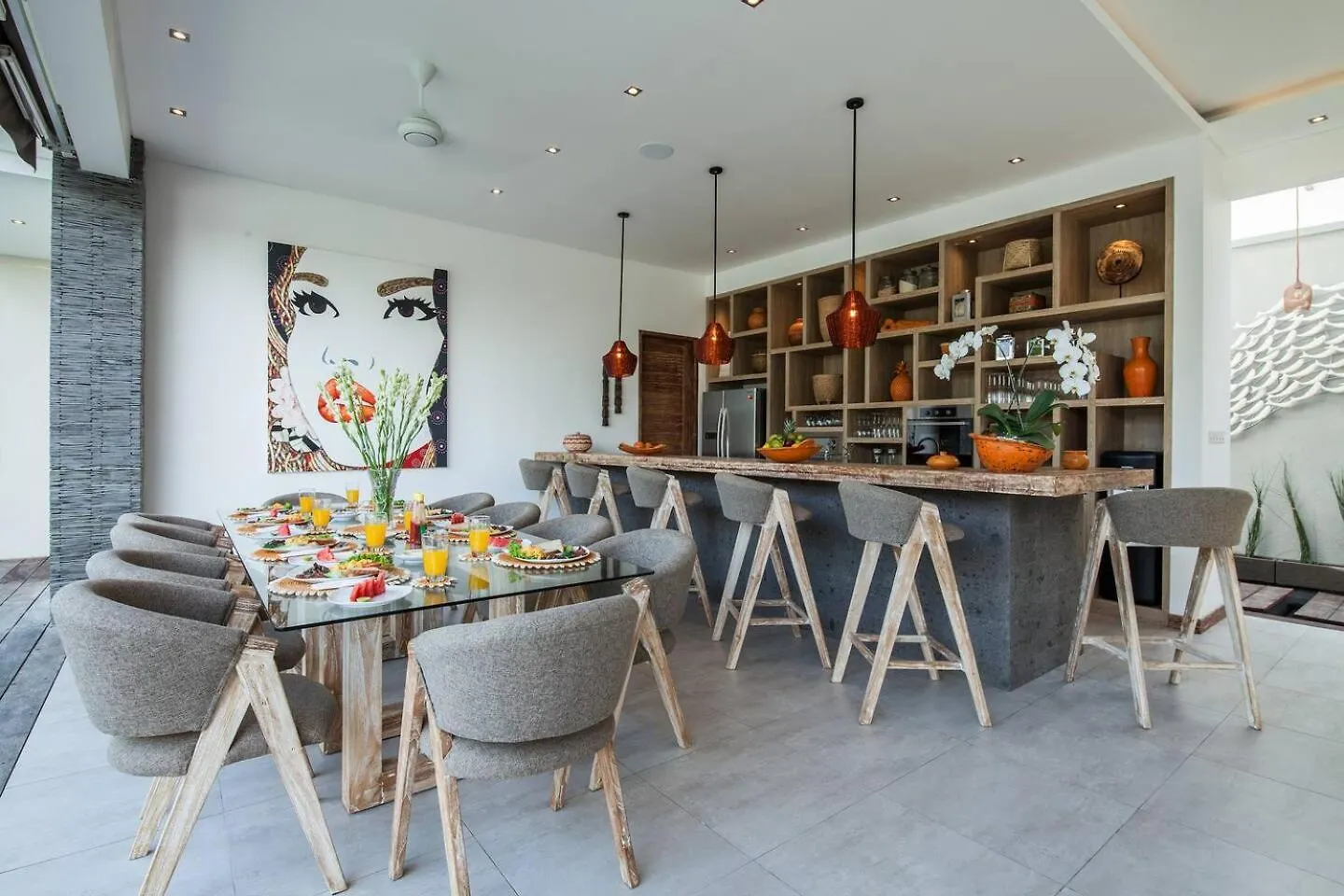 Chill Out In A Luxurious 4 Bedroom Villa Seminyak