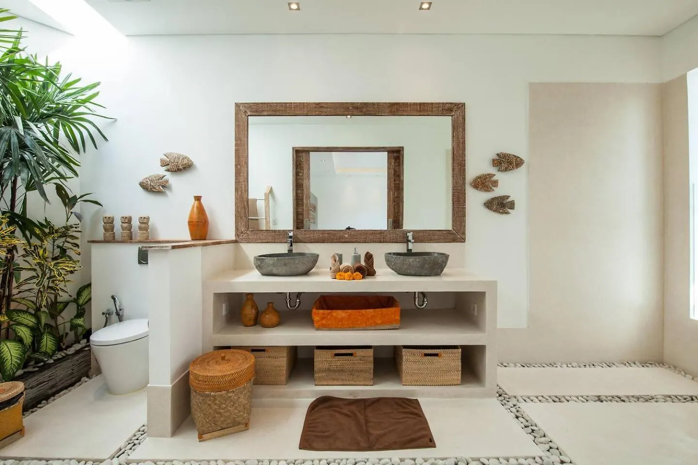 Chill Out In A Luxurious 4 Bedroom Villa Seminyak Indonesien